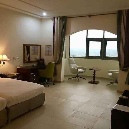 Hotel Sancta Maria Lomé Dış mekan fotoğraf