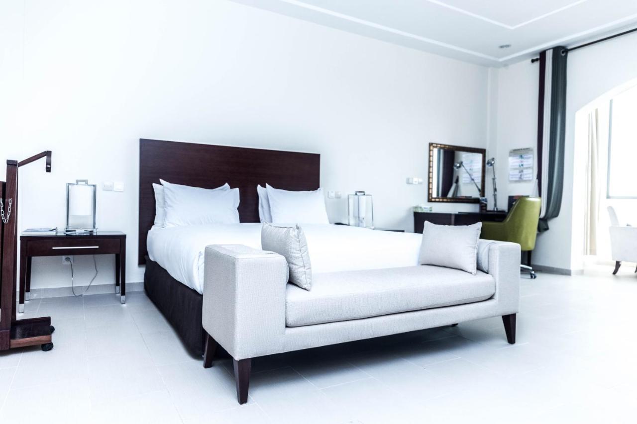 Hotel Sancta Maria Lomé Dış mekan fotoğraf