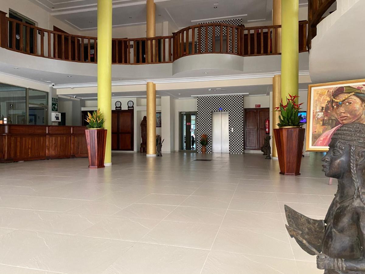 Hotel Sancta Maria Lomé Dış mekan fotoğraf