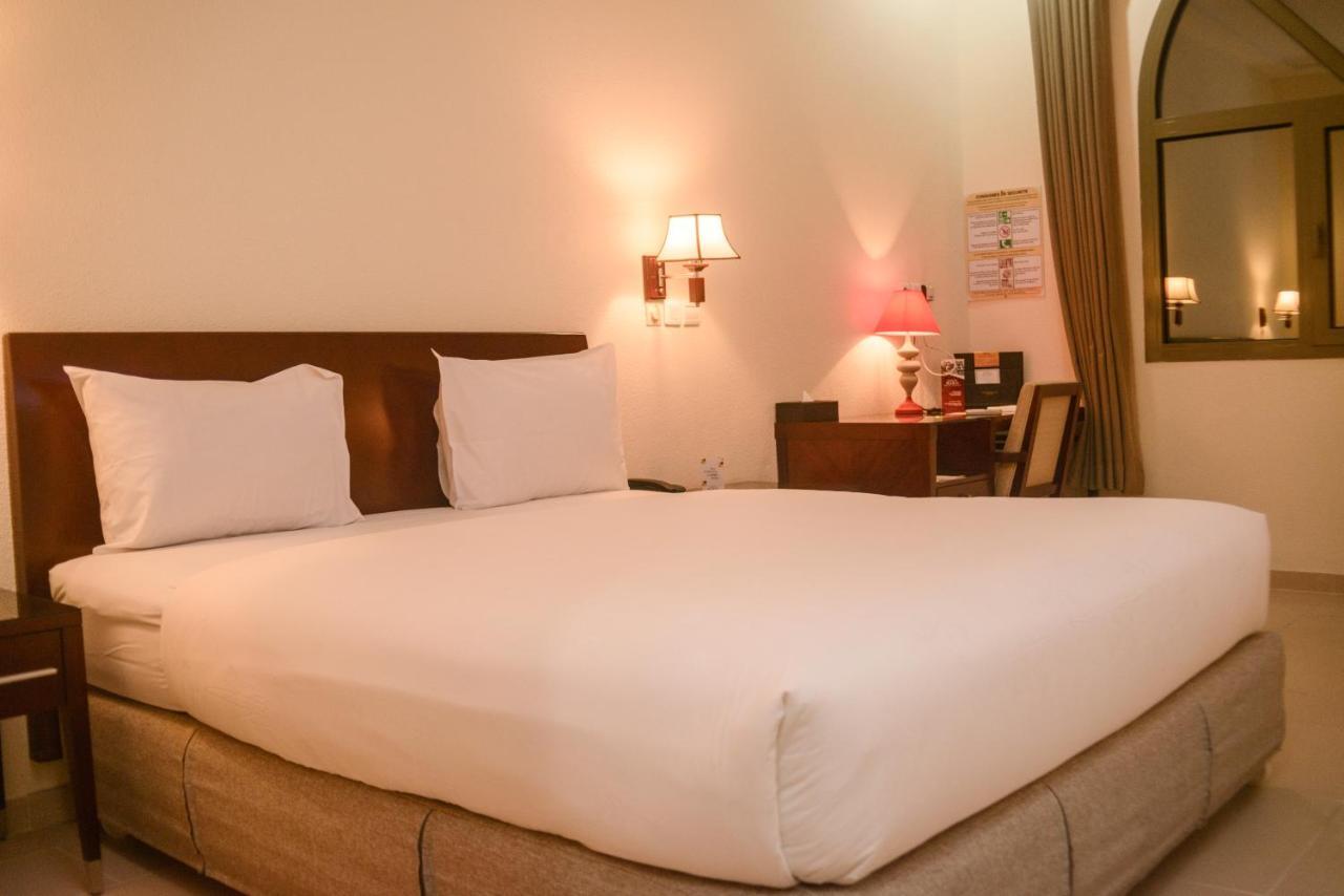 Hotel Sancta Maria Lomé Dış mekan fotoğraf