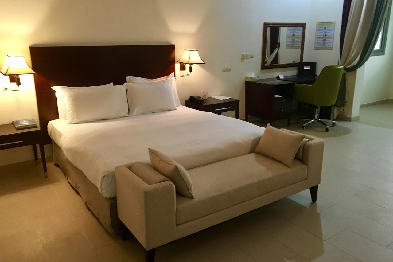 Hotel Sancta Maria Lomé Dış mekan fotoğraf