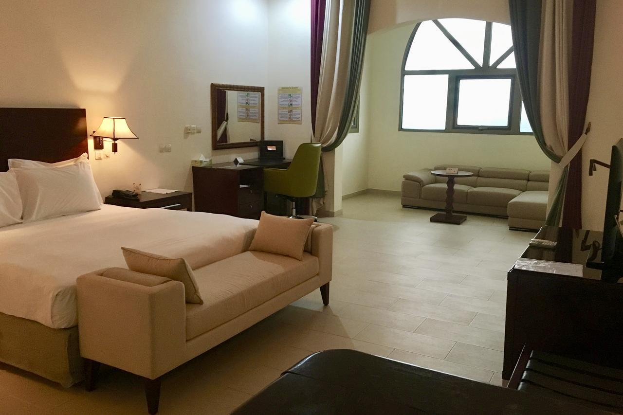 Hotel Sancta Maria Lomé Dış mekan fotoğraf