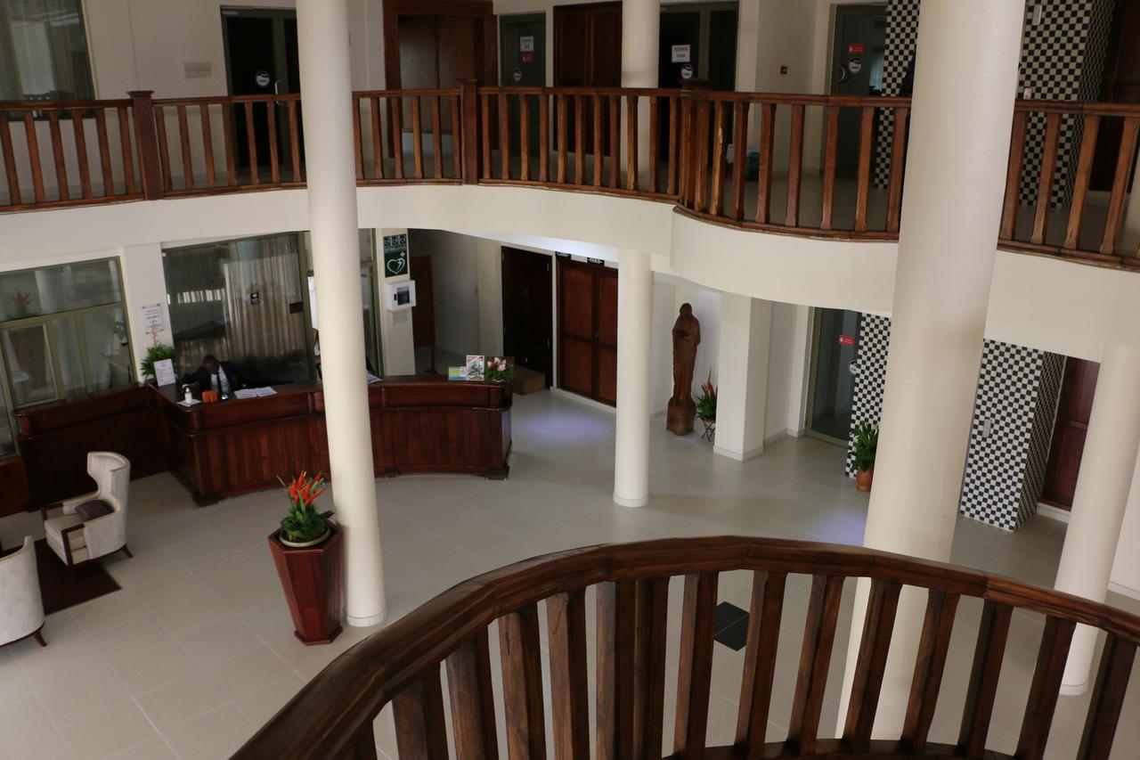Hotel Sancta Maria Lomé Dış mekan fotoğraf