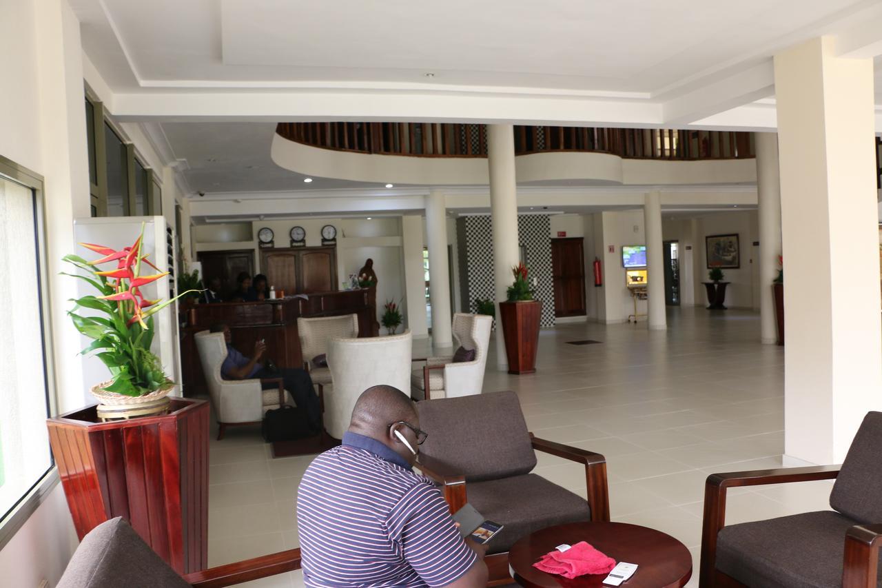 Hotel Sancta Maria Lomé Dış mekan fotoğraf