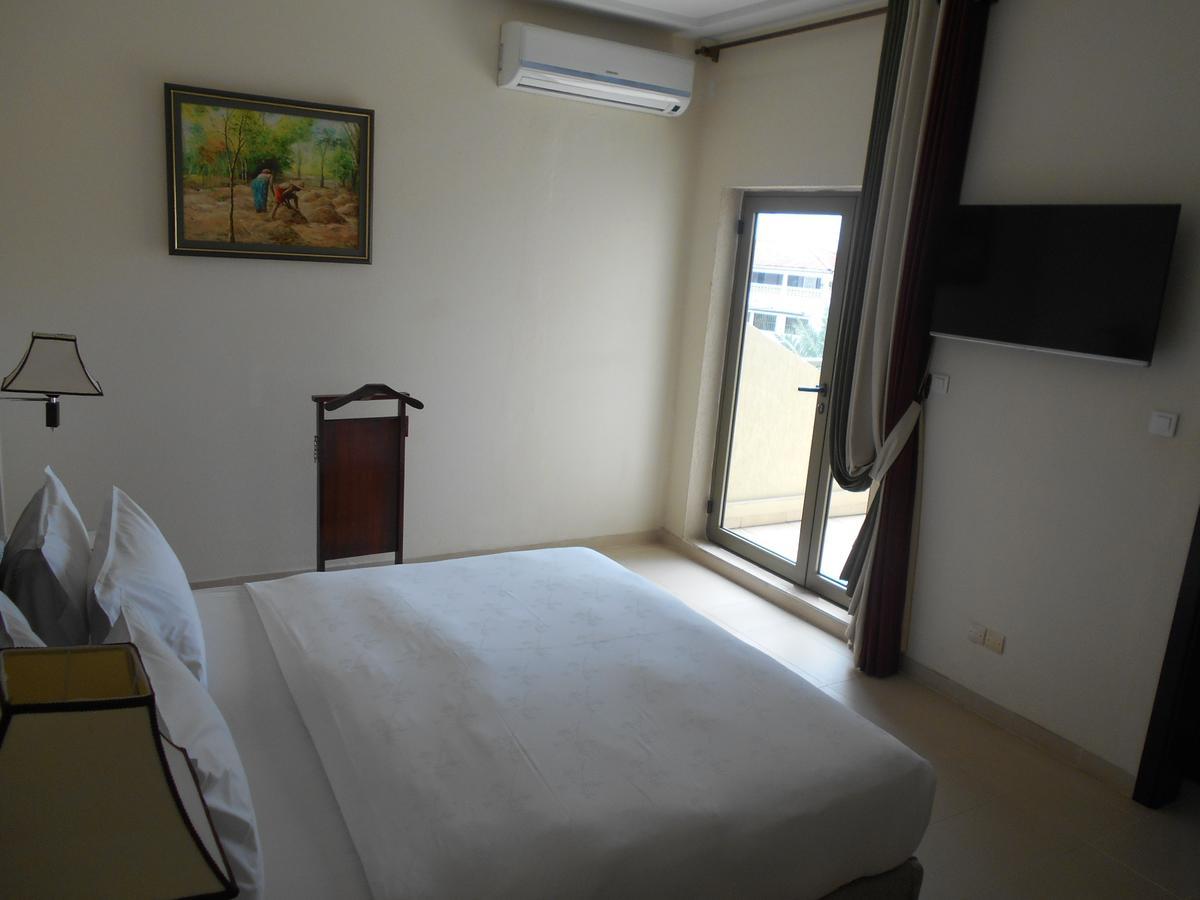 Hotel Sancta Maria Lomé Dış mekan fotoğraf