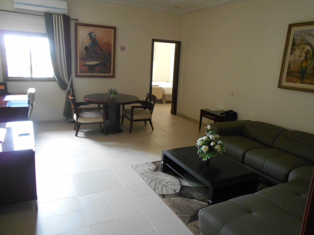 Hotel Sancta Maria Lomé Dış mekan fotoğraf